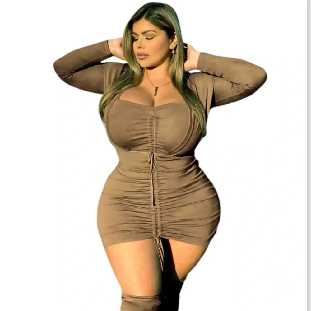 NEW💕 Plus Size Drawstring Dress - Picture 1 of 8